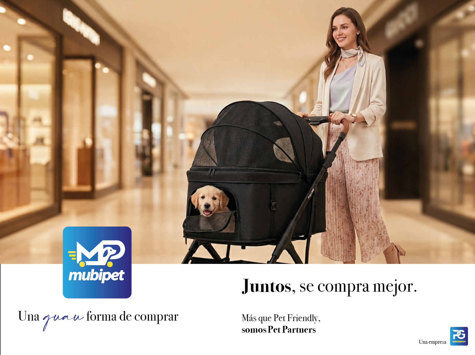Persona recorriendo un centro comercial con su perro en un coche Mubipet
